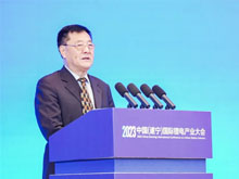 科技部原黨組成員、中國(guó)科技體制改革研究會(huì)理事長(zhǎng)、國(guó)際歐亞科學(xué)院院士張景安致辭