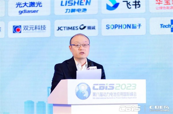9000GWh！“百舸爭流”新能源電池萬億新藍(lán)海